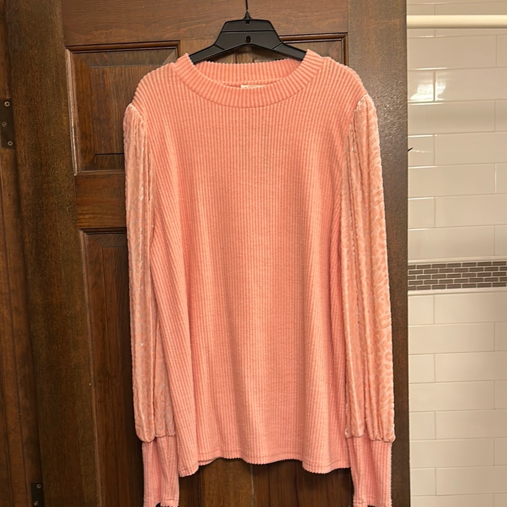 Women's Pink Ribbed Top